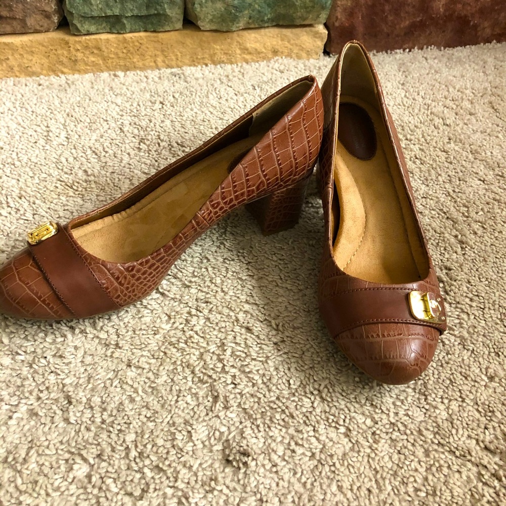 Gianibernini brown leather heels - 7- memory foam